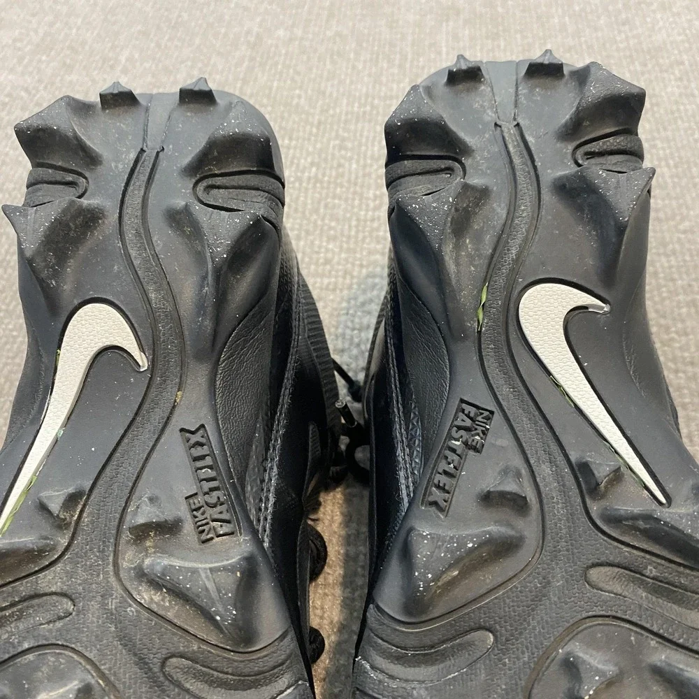 Nike Alpha Shoes Youth 6Y Football Cleats Black Silver FQ4012-002 Fastflex